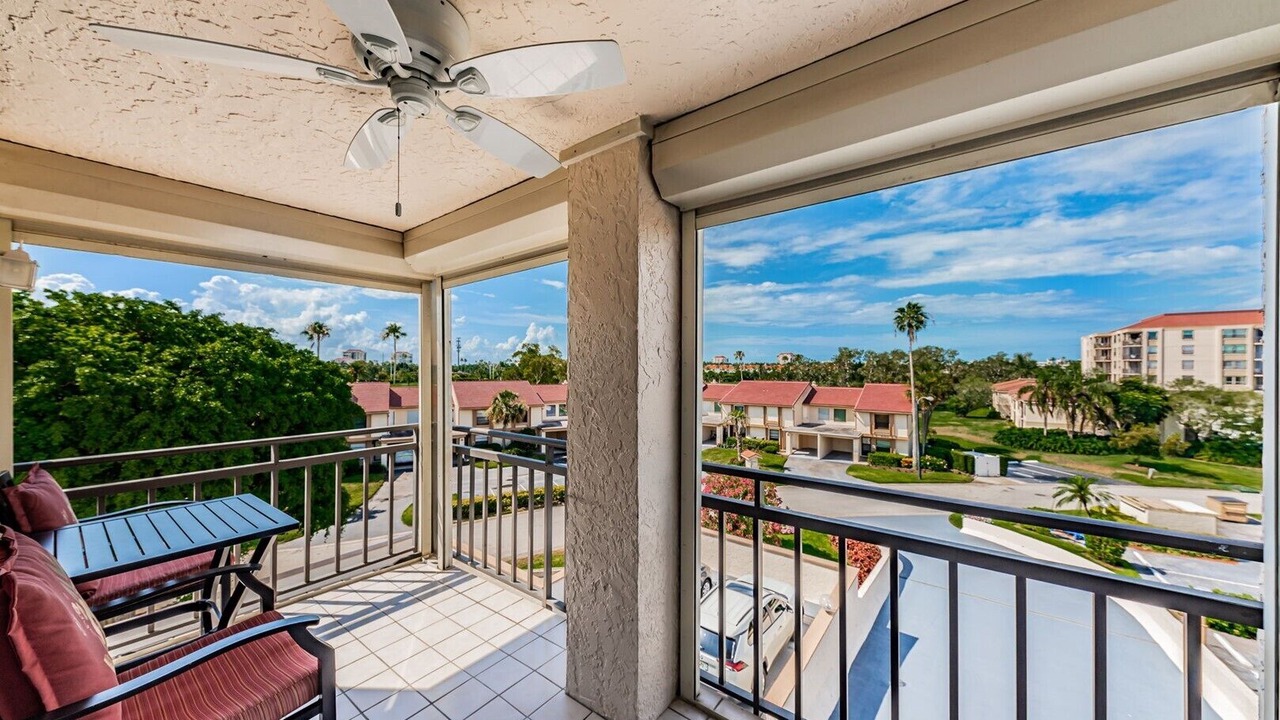 Photo of Patio Balcony in Casa del Mar
