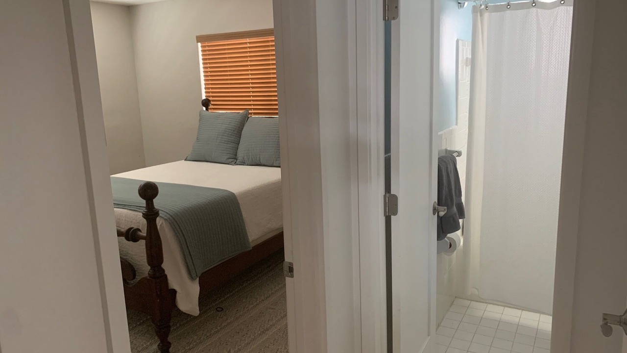 Photo of Bedroom in Garden Isles