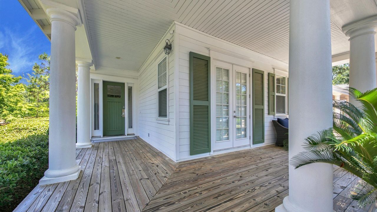 Photo of Outdoor in Laurel Grove