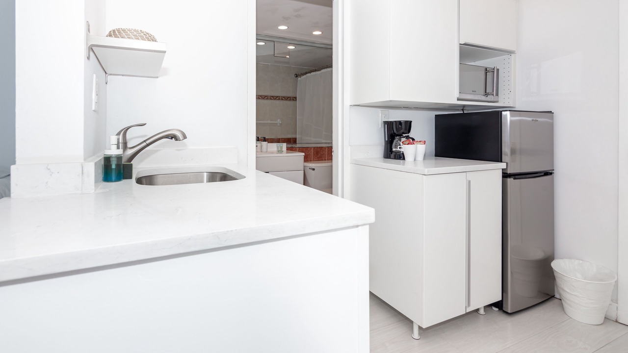 Photo of Kitchen in Mid Beach