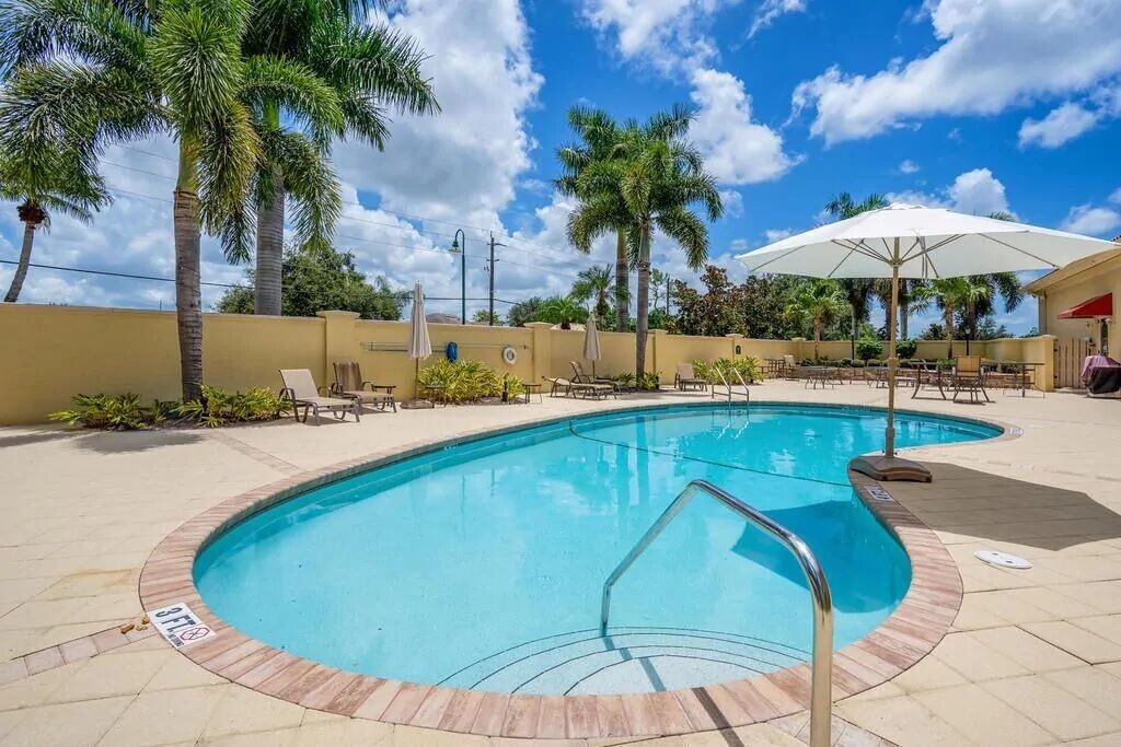 Photo of Outdoor in Naples
