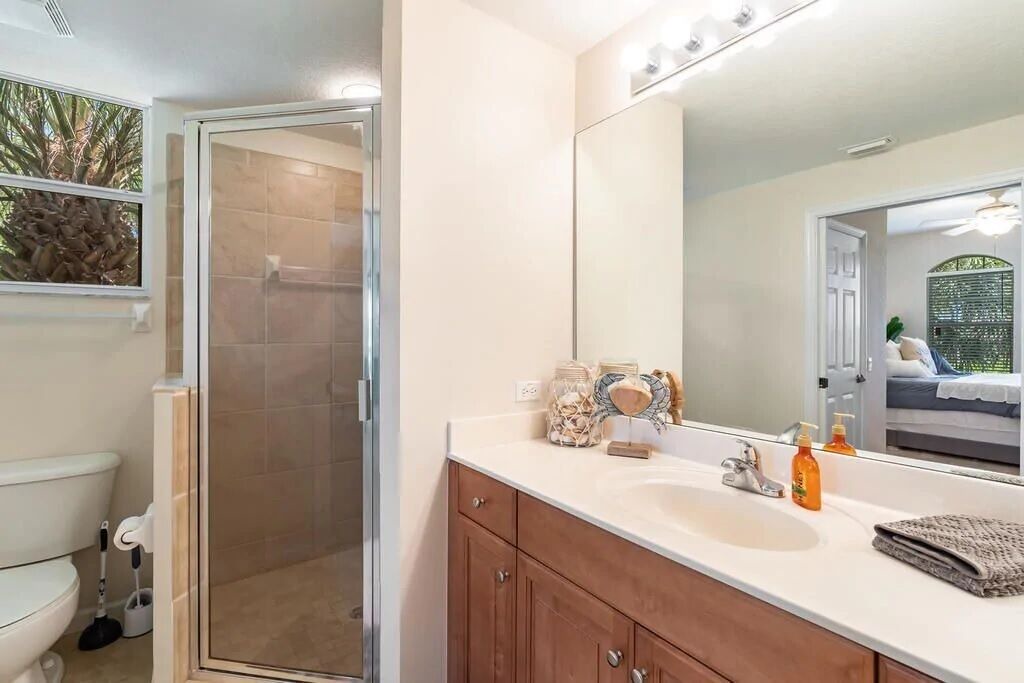 Photo of Bathroom in Naples