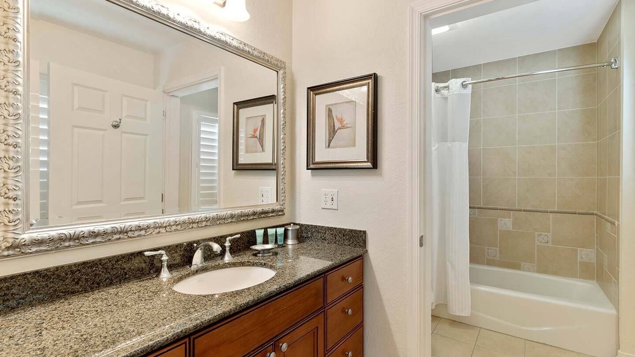 Photo of Bathroom in Reunion