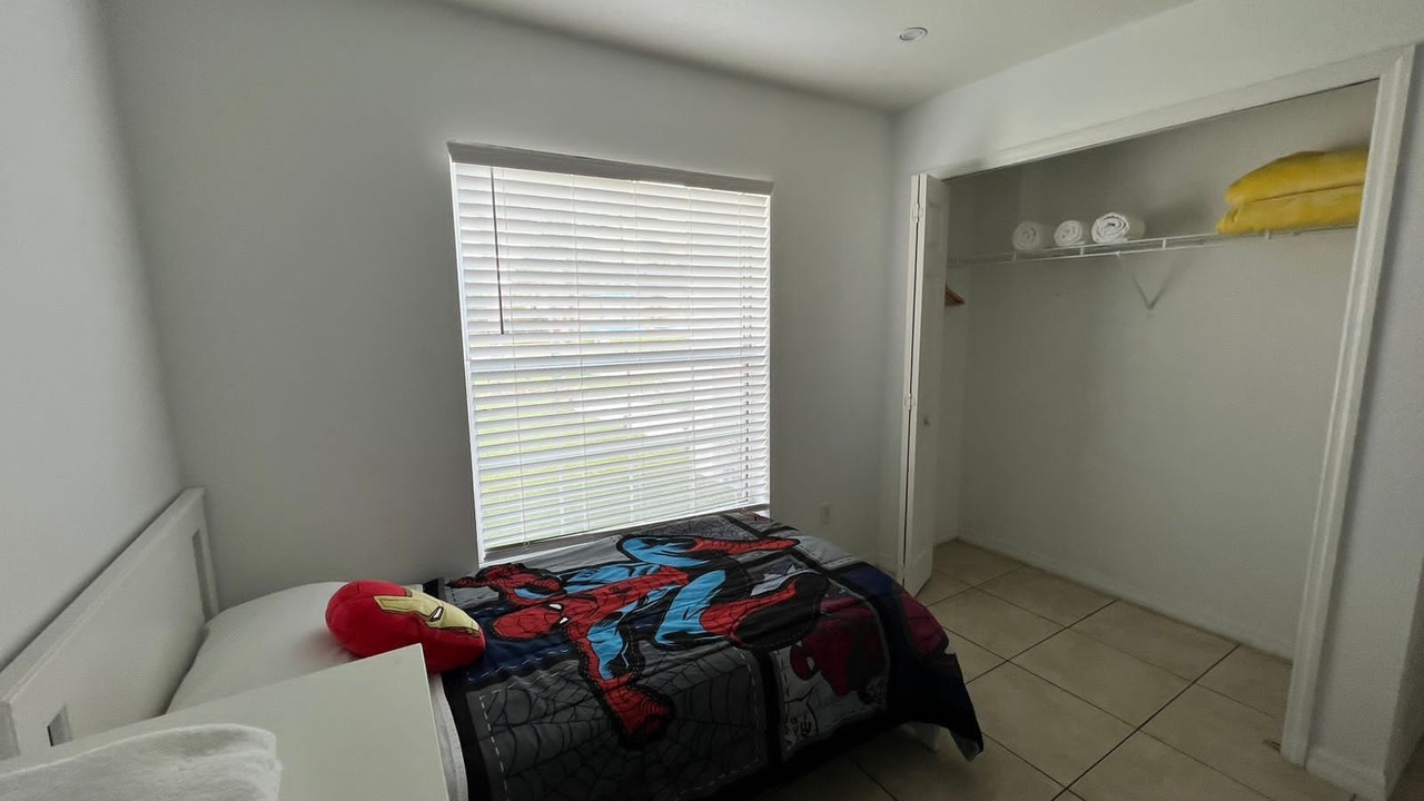Photo of Bedroom in Lindfields