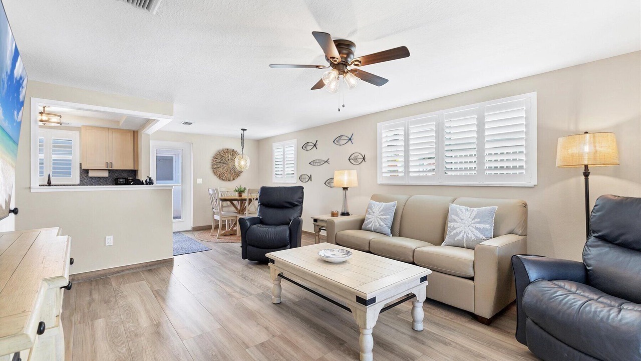 Photo of Livingroom in Siesta Key