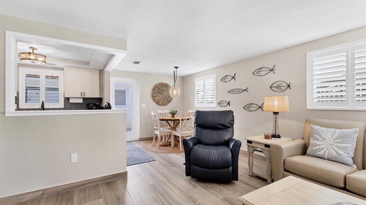 Photo of Livingroom in Siesta Key