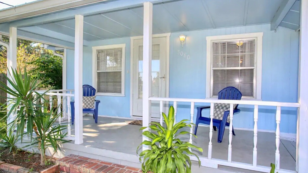 Photo of Outdoor in Goldenrod