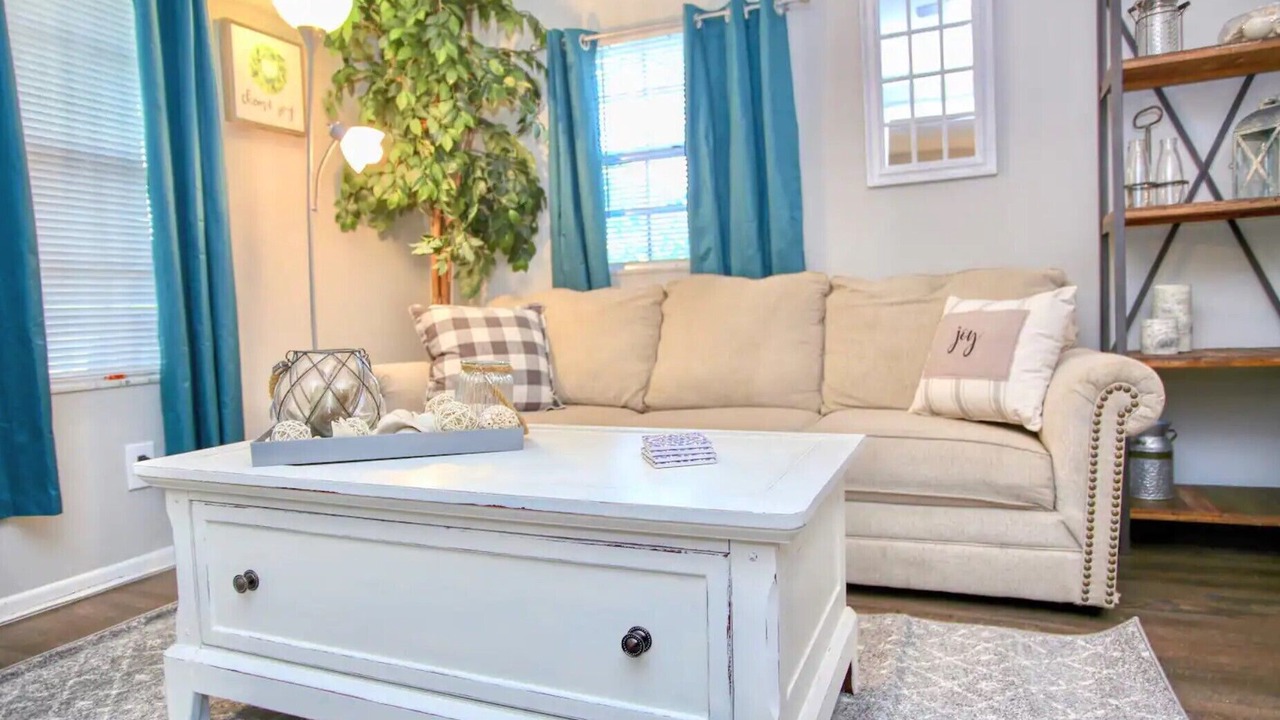 Photo of Bedroom in Goldenrod