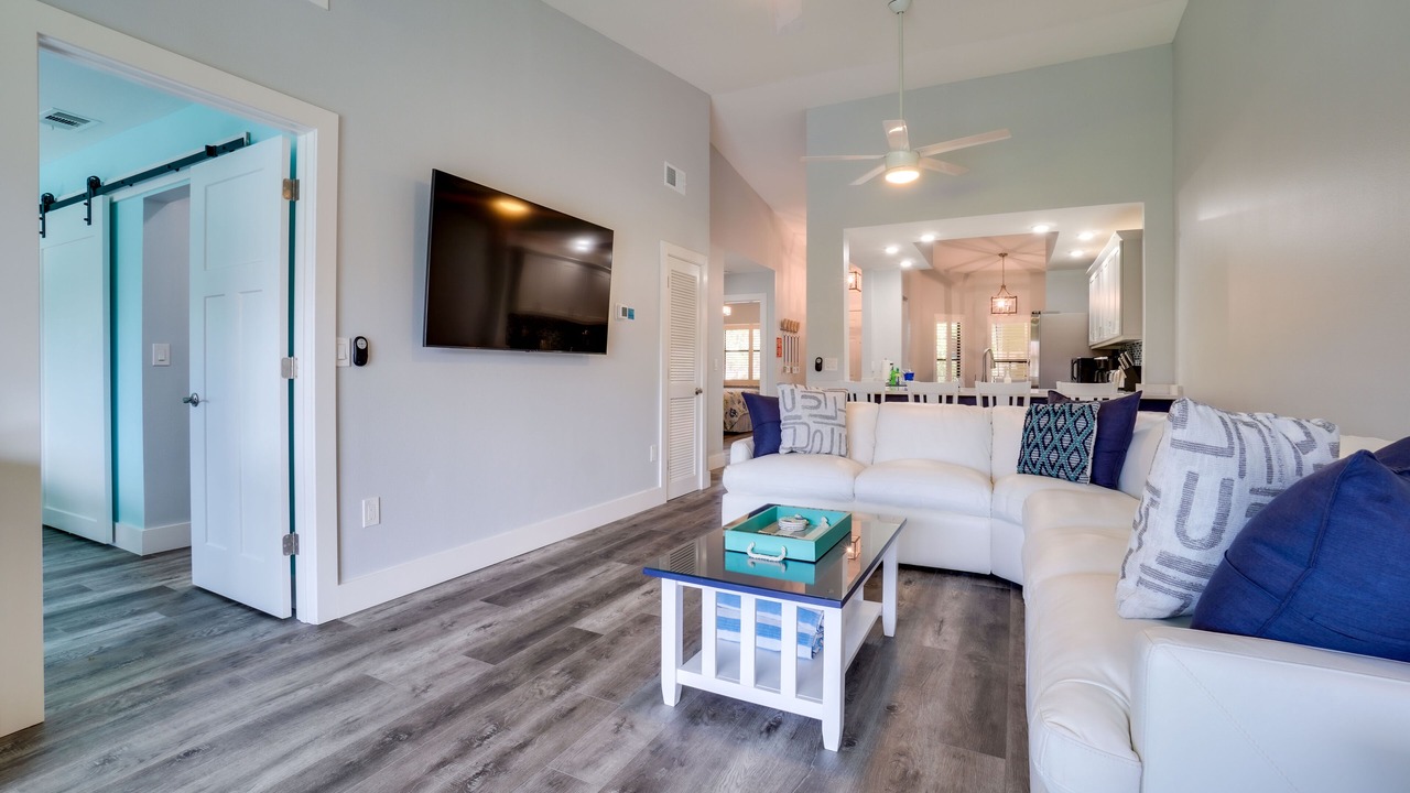 Photo of Livingroom in Trailer Estates