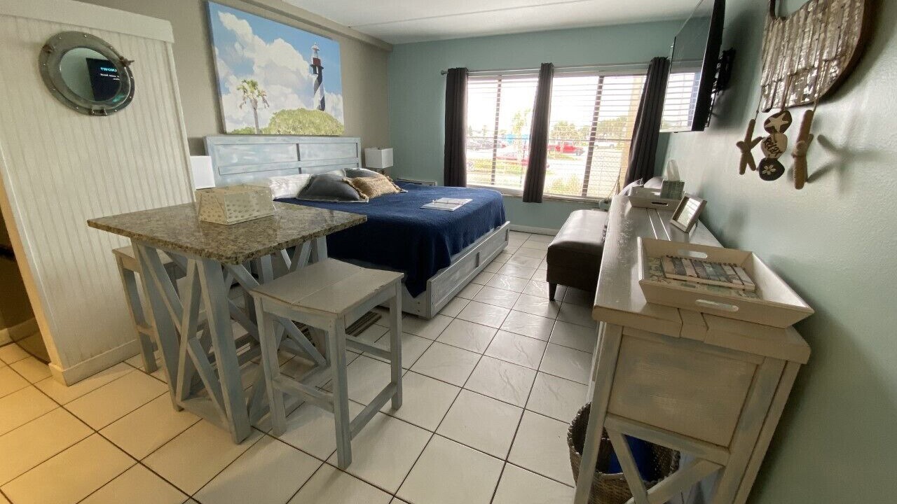Photo of Bedroom in Crescent Beach