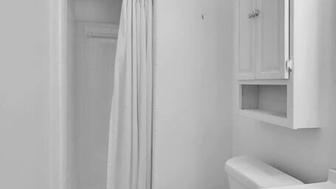 Photo of Bathroom in Hyde Park