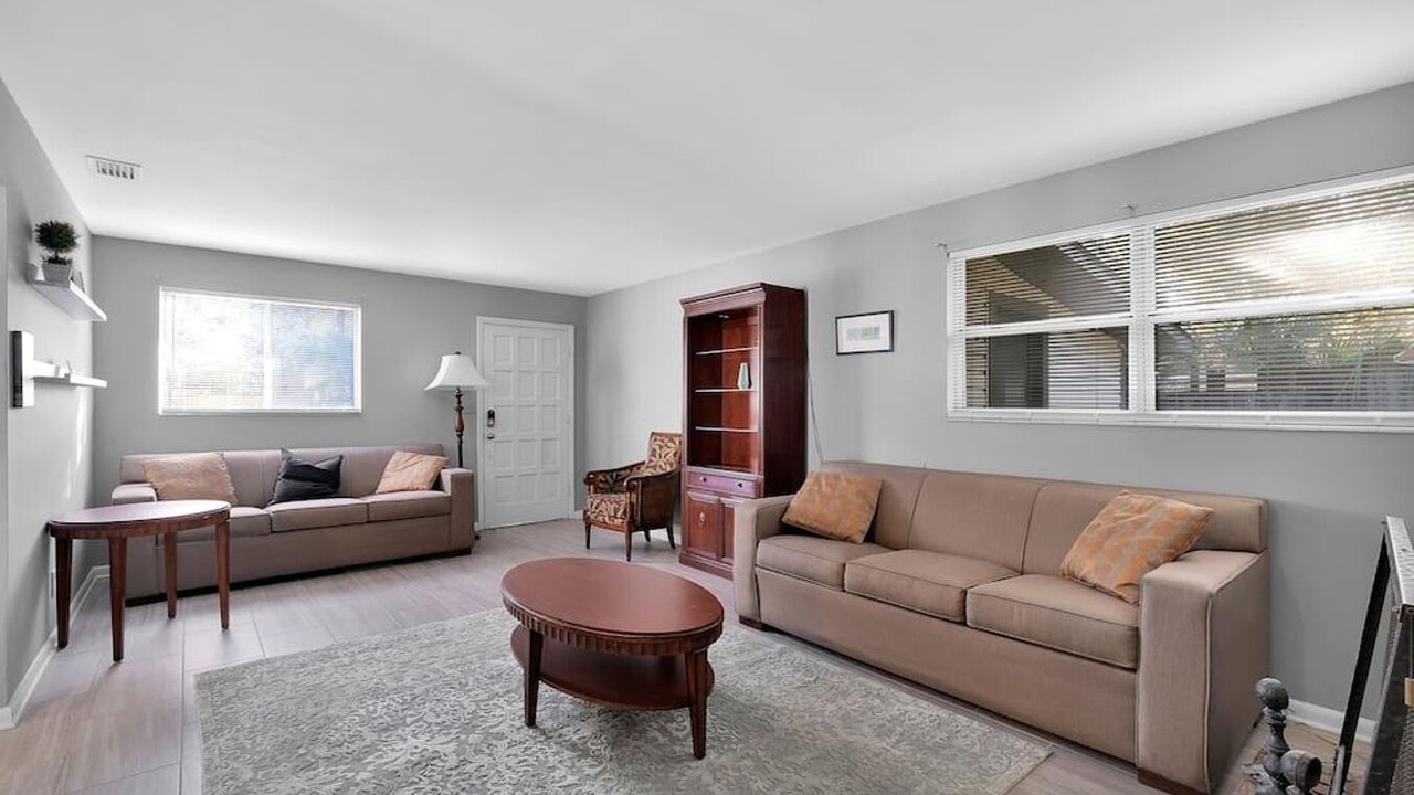 Photo of Livingroom in Hyde Park