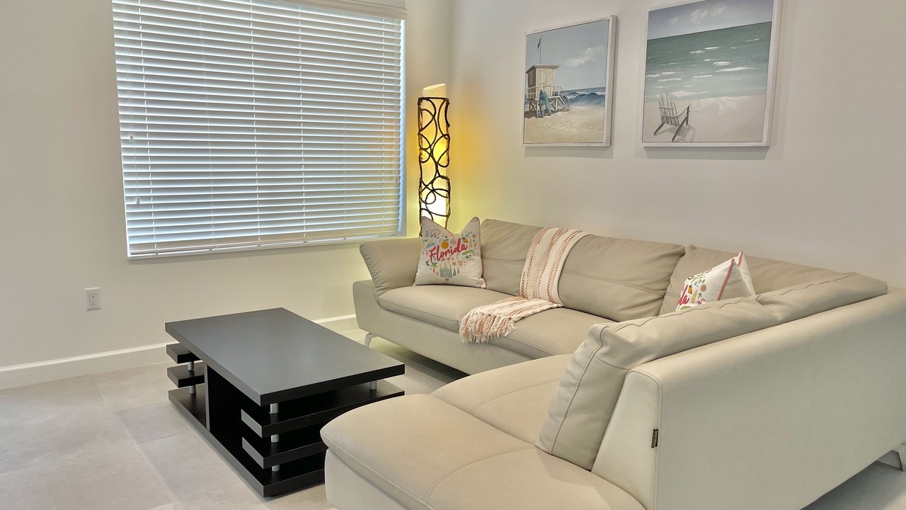 Photo of Livingroom in West Little Havana