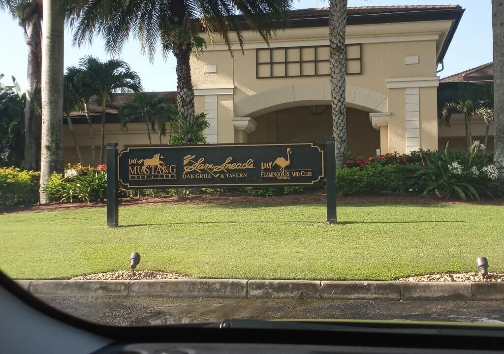 Photo of Outdoor in Naples