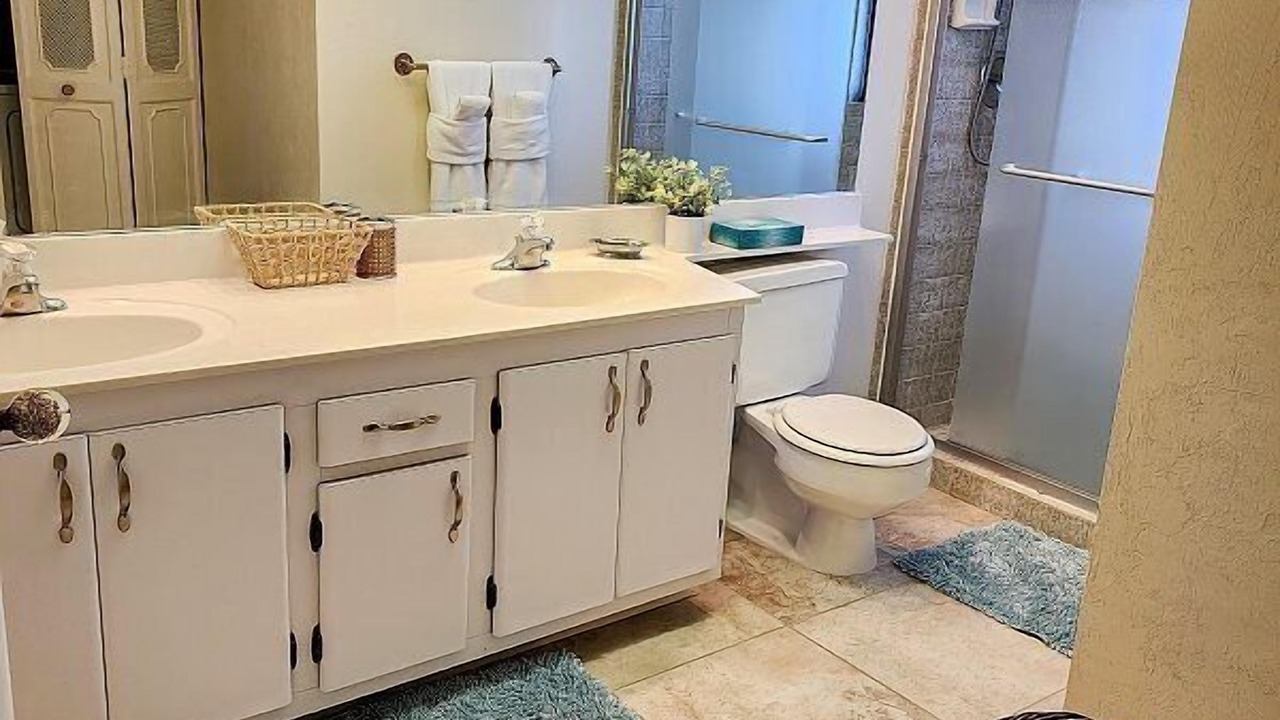 Photo of Bathroom in South Island