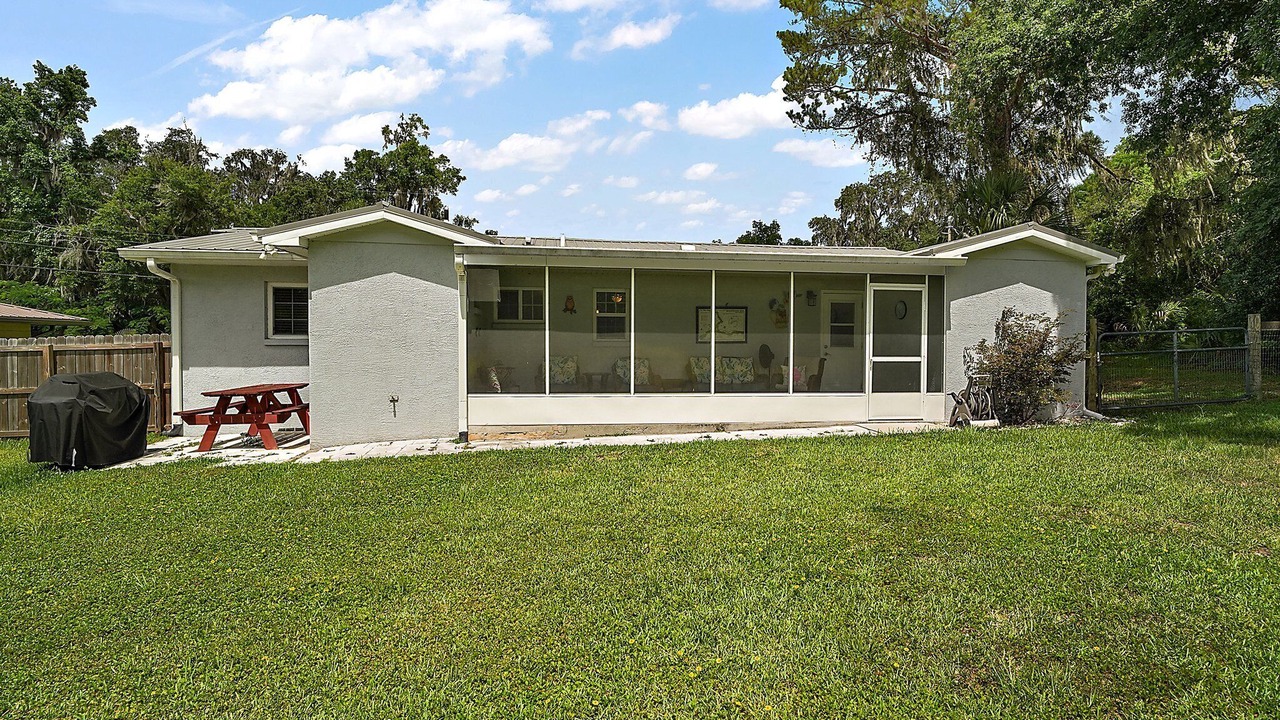 Photo of Others in Dunnellon