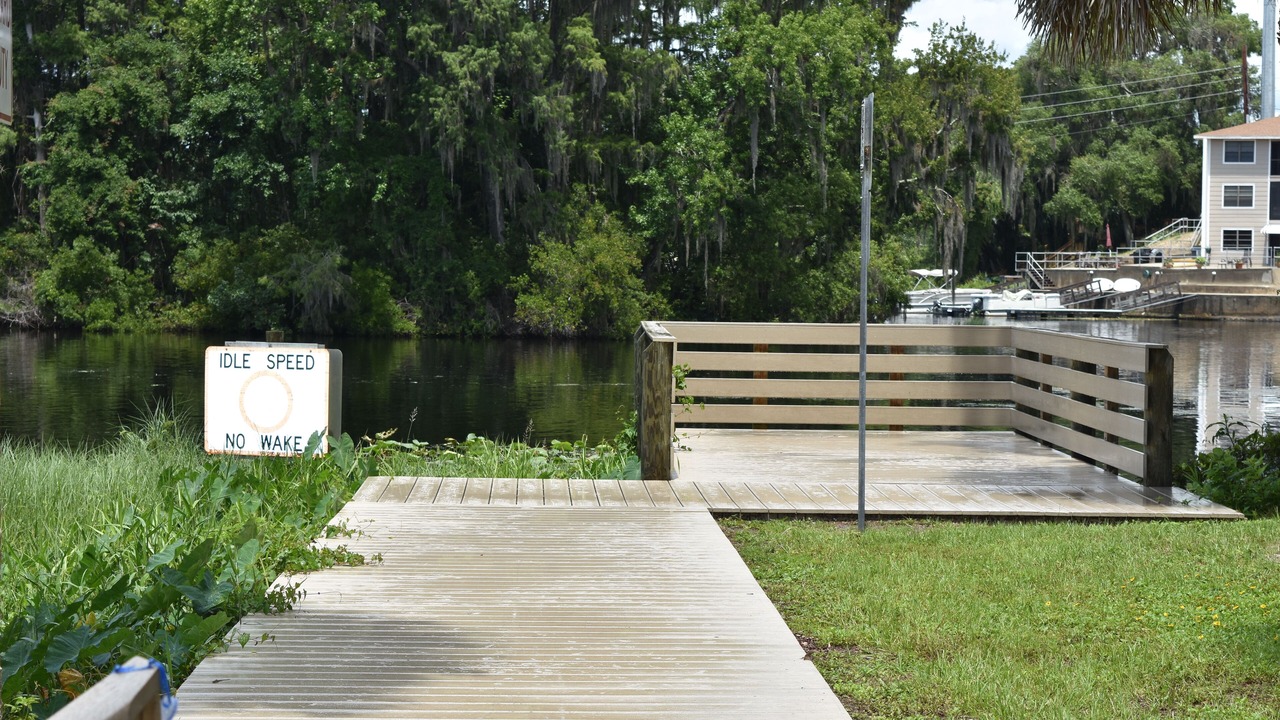 Photo of Others in Dunnellon