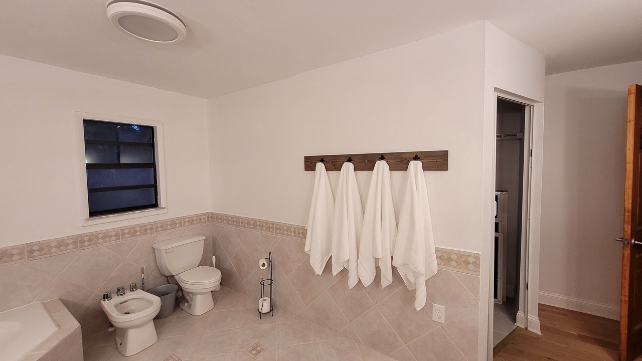 Photo of Bathroom in Steinhatchee