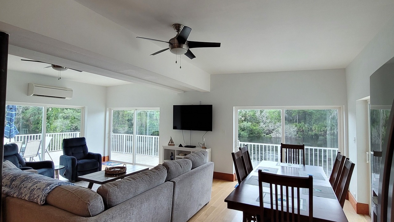 Photo of Livingroom in Steinhatchee