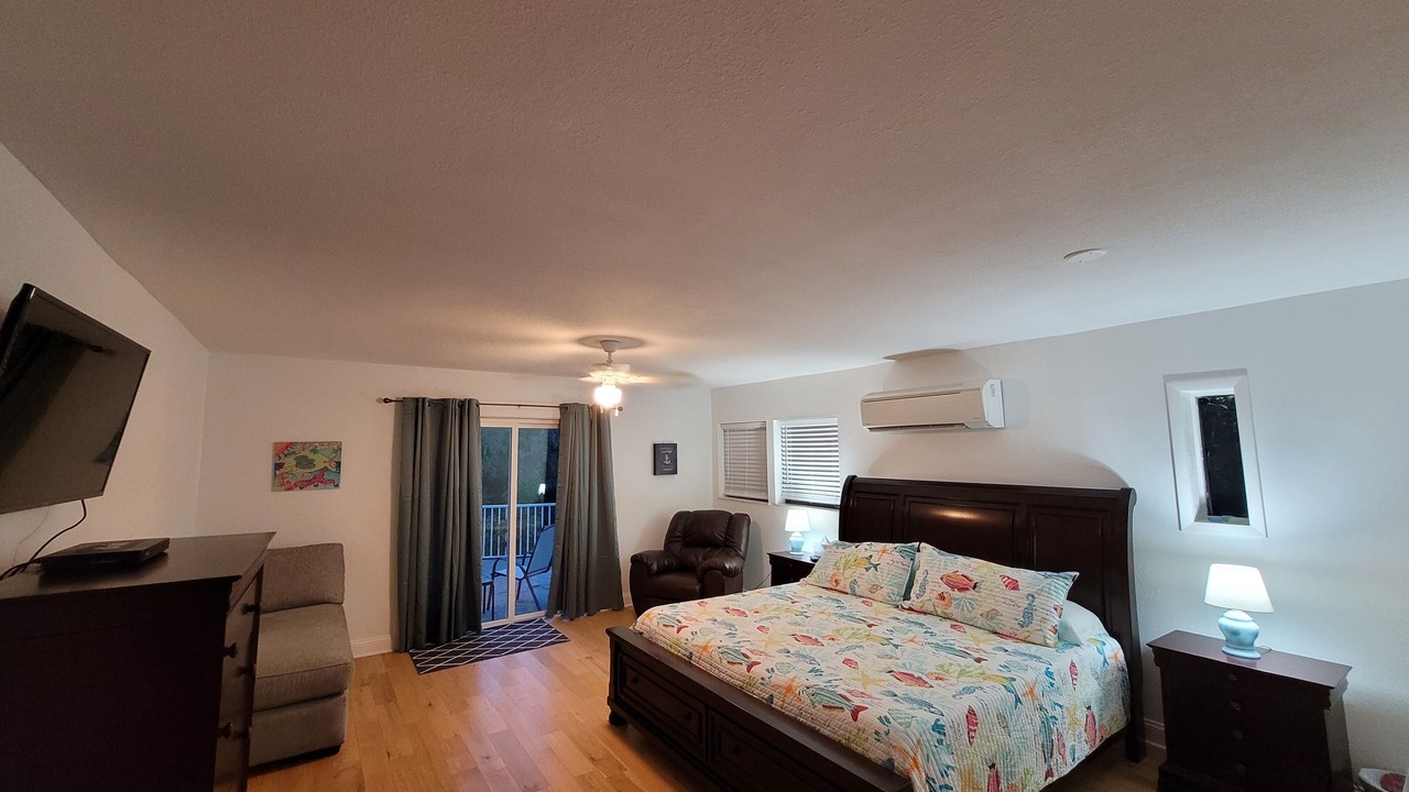 Photo of Bedroom in Steinhatchee