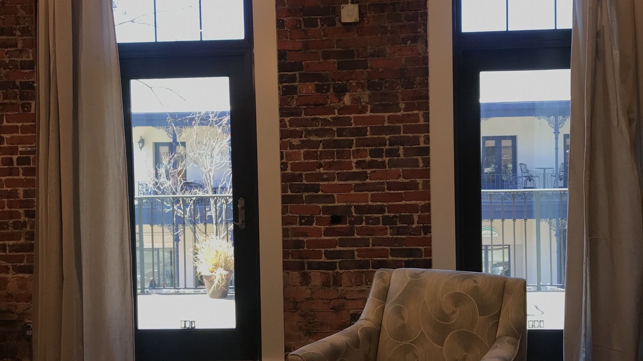 Photo of Livingroom in Downtown
