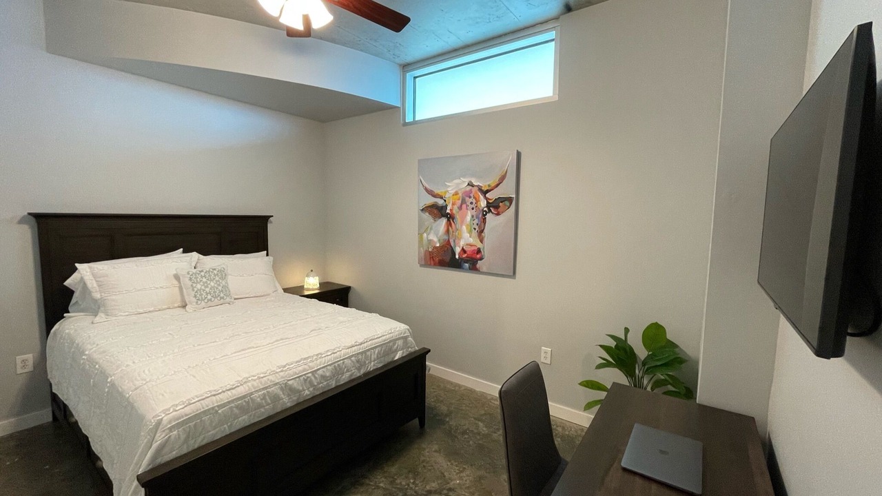 Photo of Bedroom in South Eola