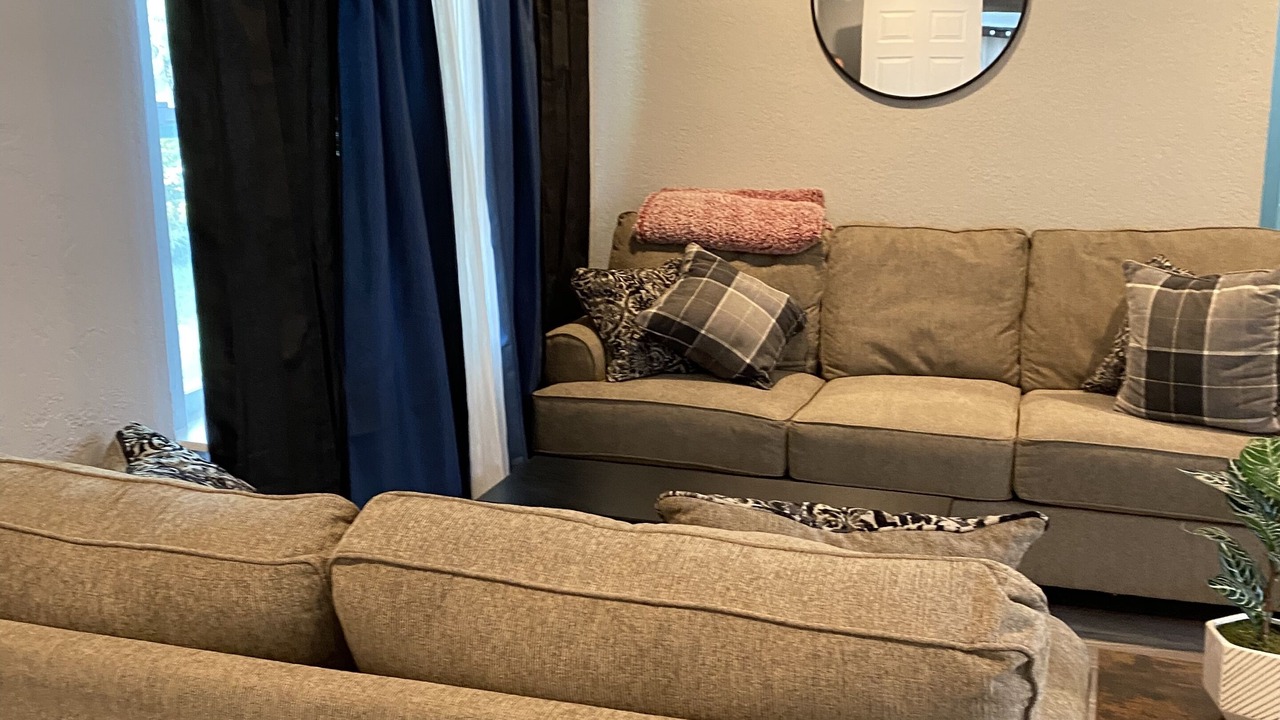 Photo of Livingroom in United Central