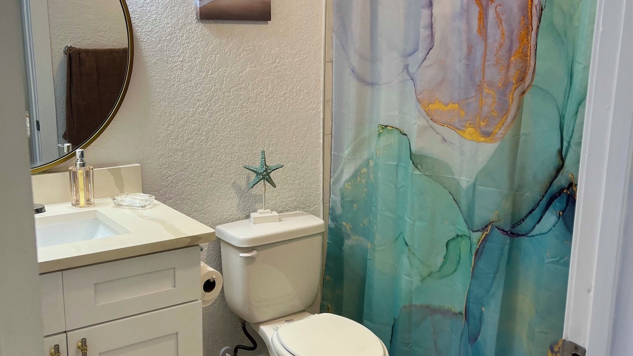 Photo of Bathroom in Egypt Lake-Leto
