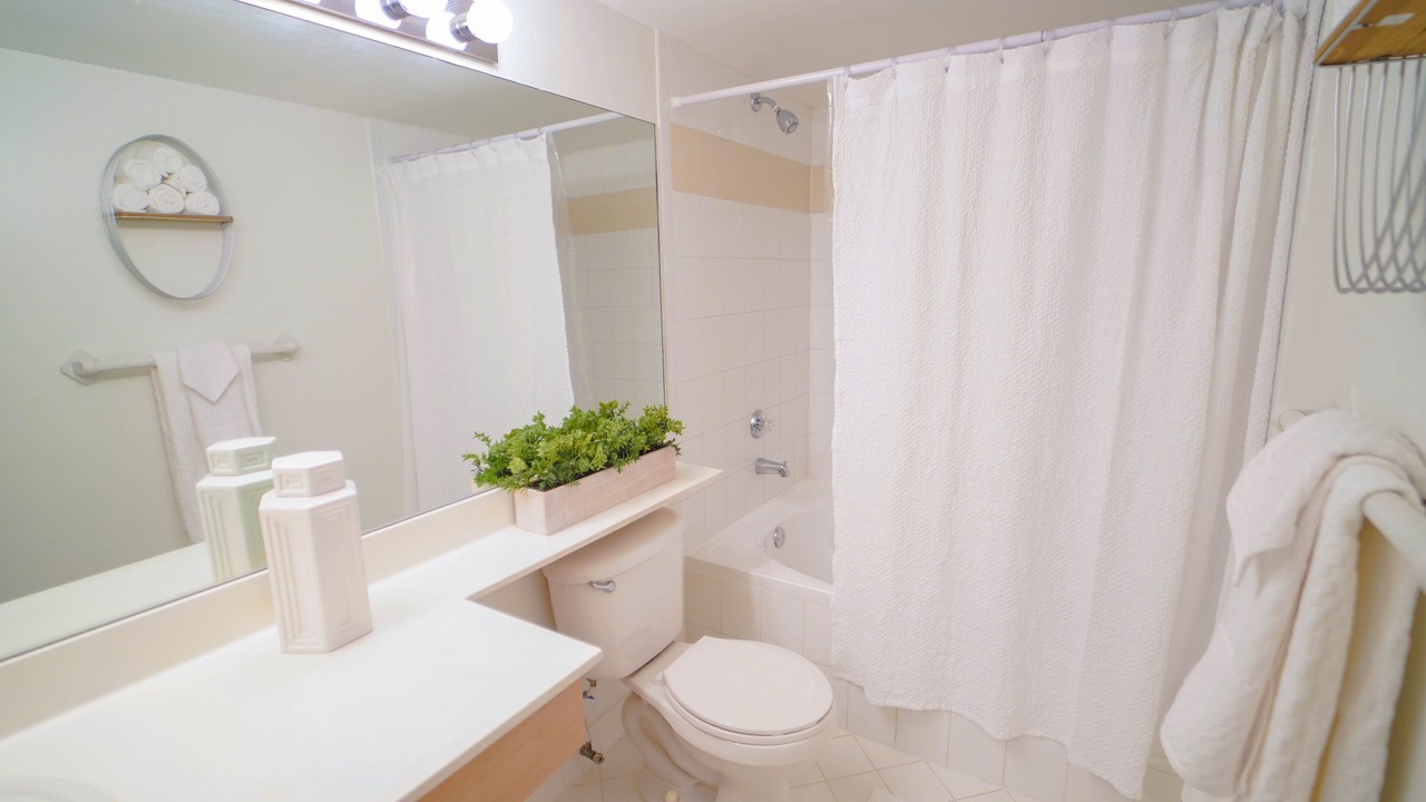 Photo of Bathroom in Pembroke Pines