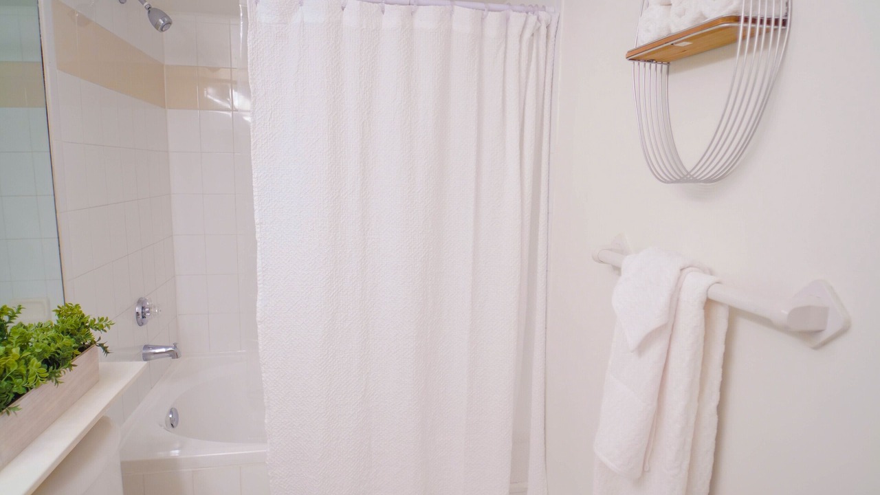 Photo of Bathroom in Pembroke Pines