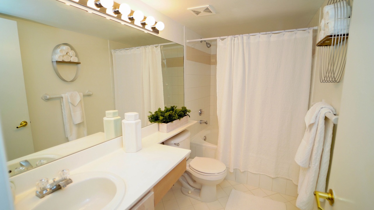 Photo of Bathroom in Pembroke Pines