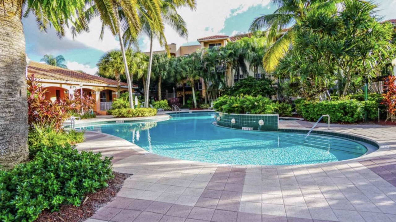 Photo of Outdoor in Pembroke Pines