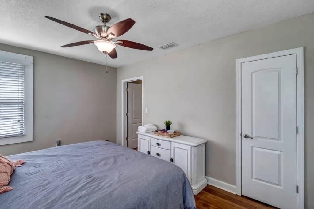 Photo of Bedroom in Lakewood