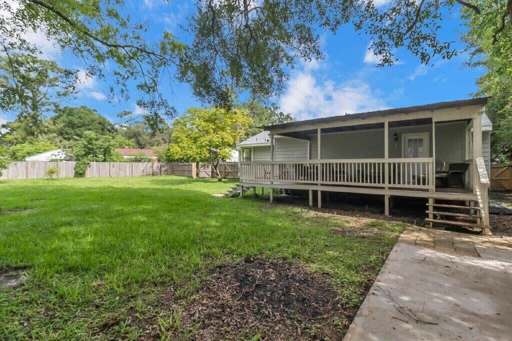 Photo of Patio Balcony in Lakewood
