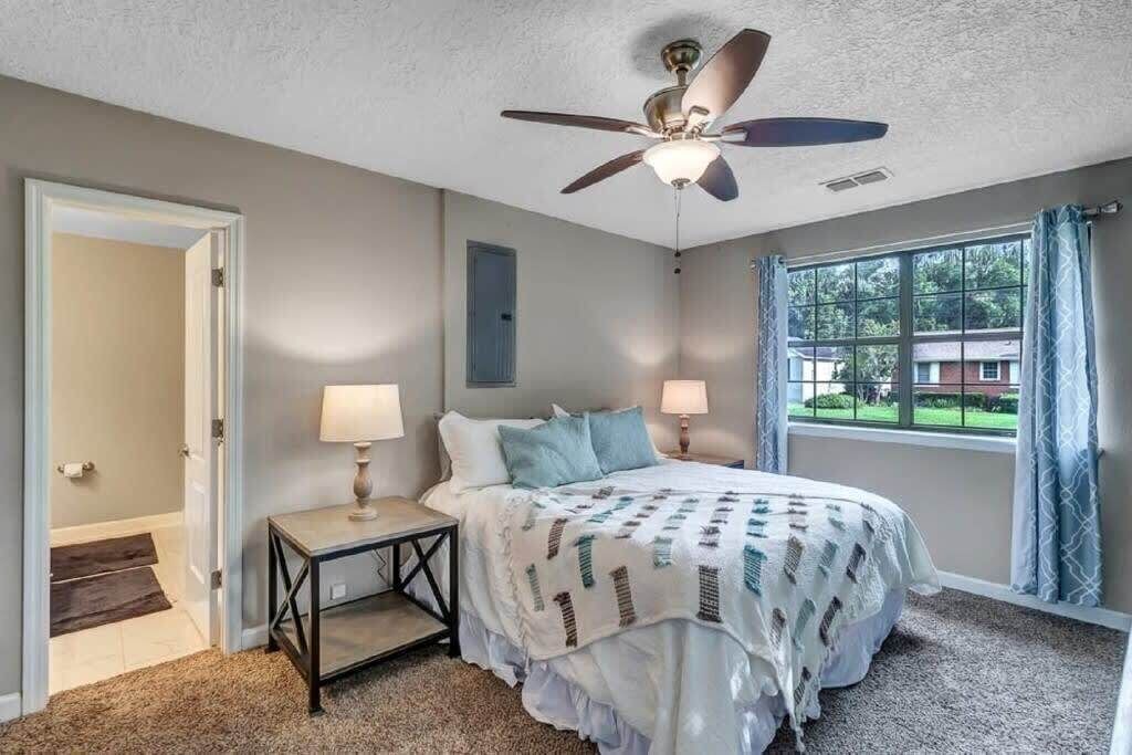 Photo of Bedroom in Lakewood
