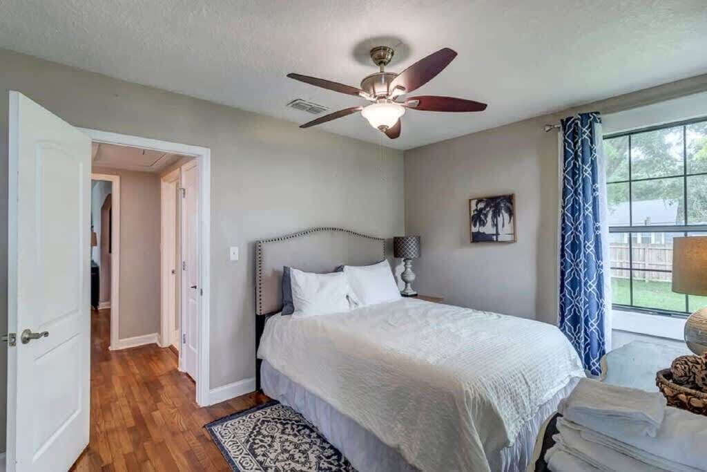 Photo of Bedroom in Lakewood