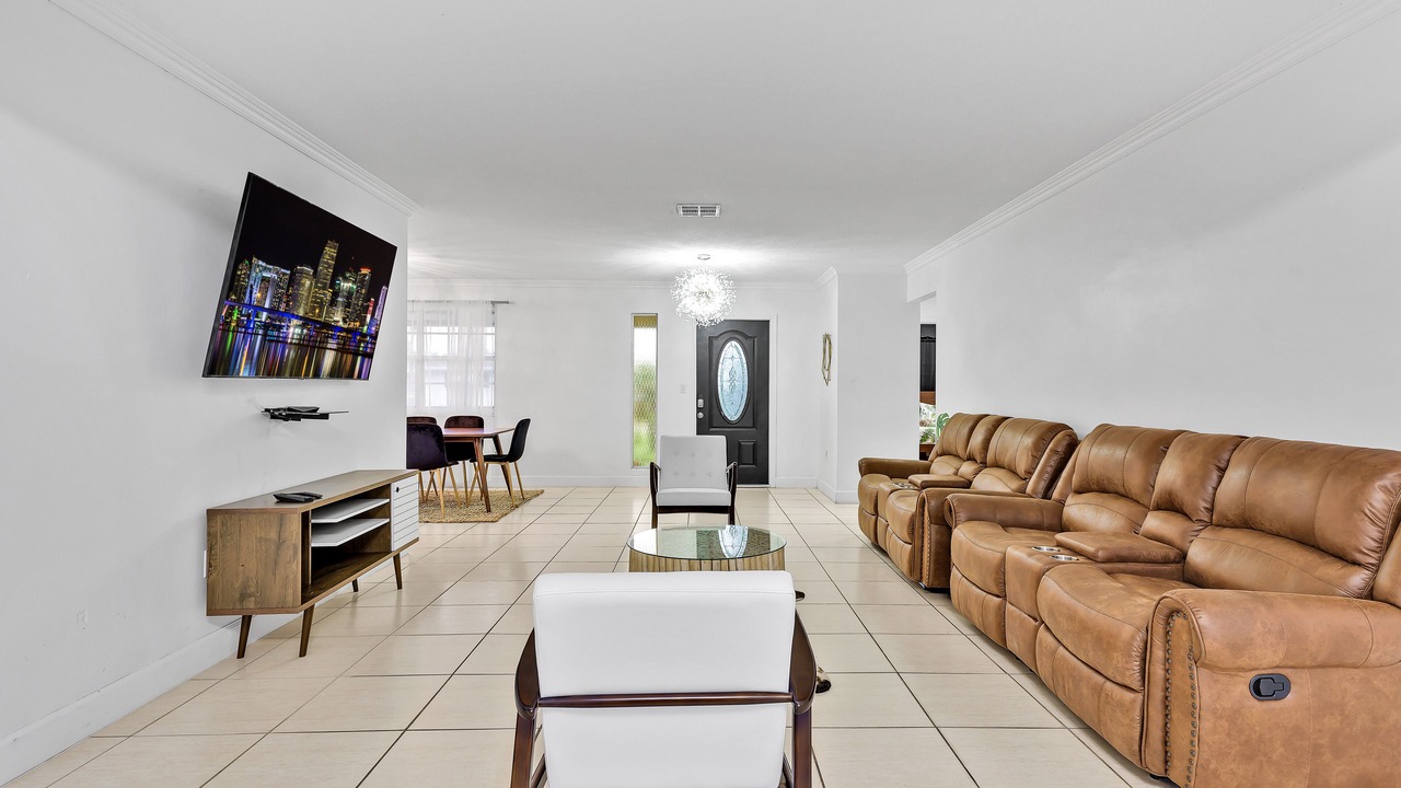 Photo of Livingroom in Pembroke Pines