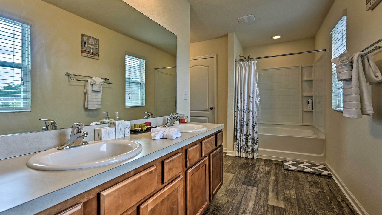 Photo of Bathroom in Westside