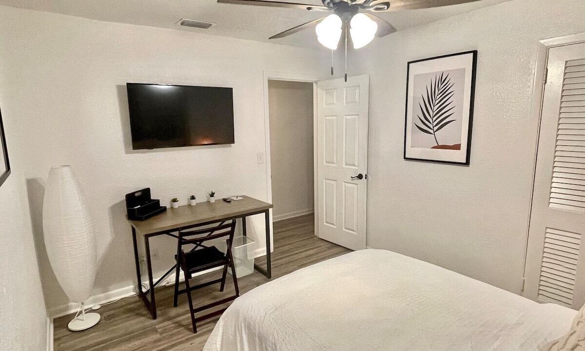 Photo of Bedroom in Brandon
