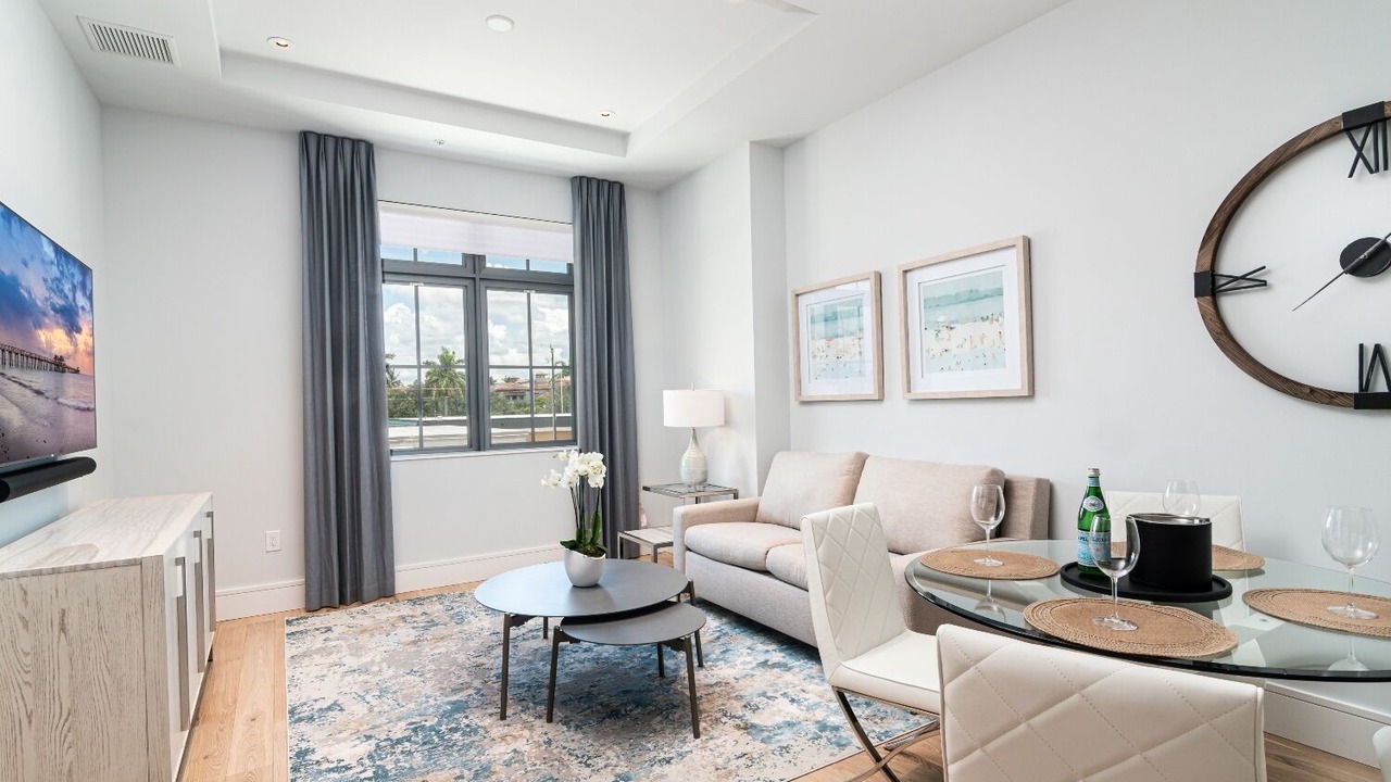 Photo of Livingroom in Old Naples