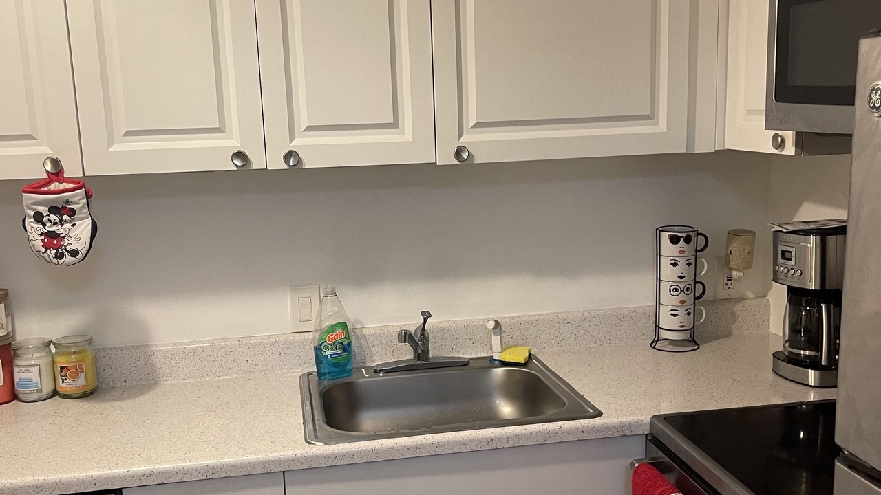 Photo of Kitchen in Lauderhill