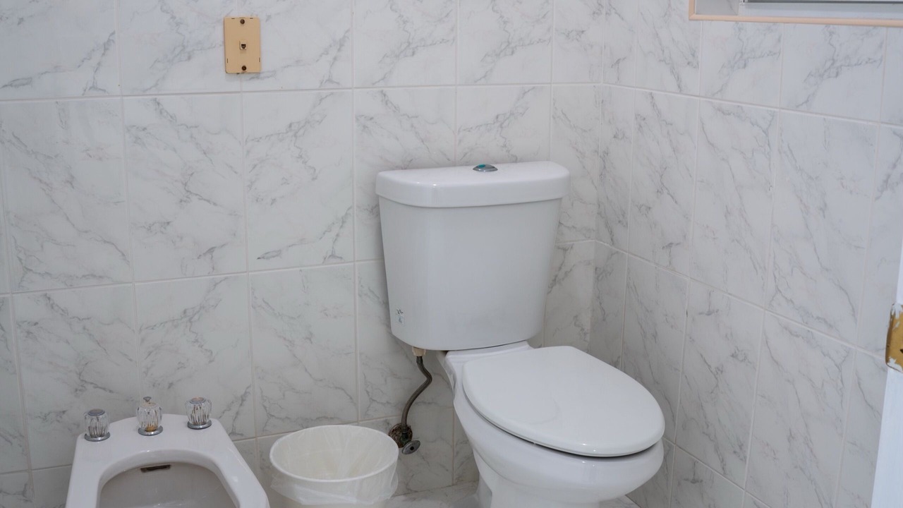 Photo of Bathroom in Tamiami