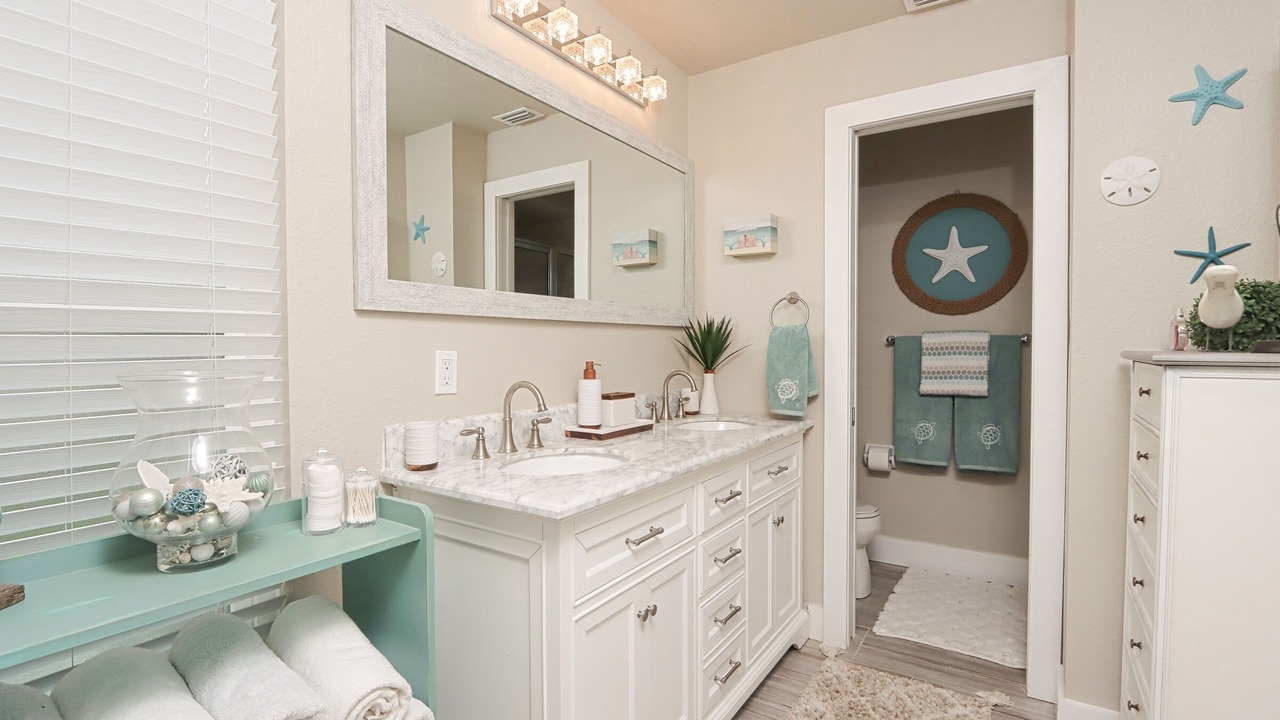 Photo of Bathroom in Lochmoor Waterway Estates