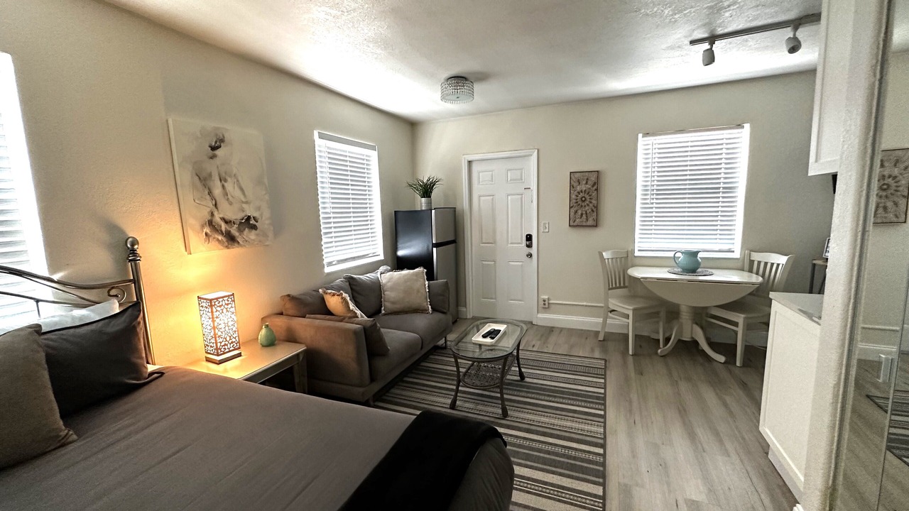 Photo of Livingroom in Lake Worth