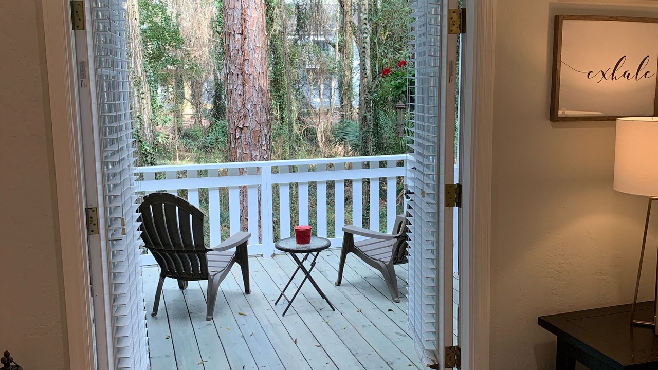 Photo of Bedroom in Haile Plantation