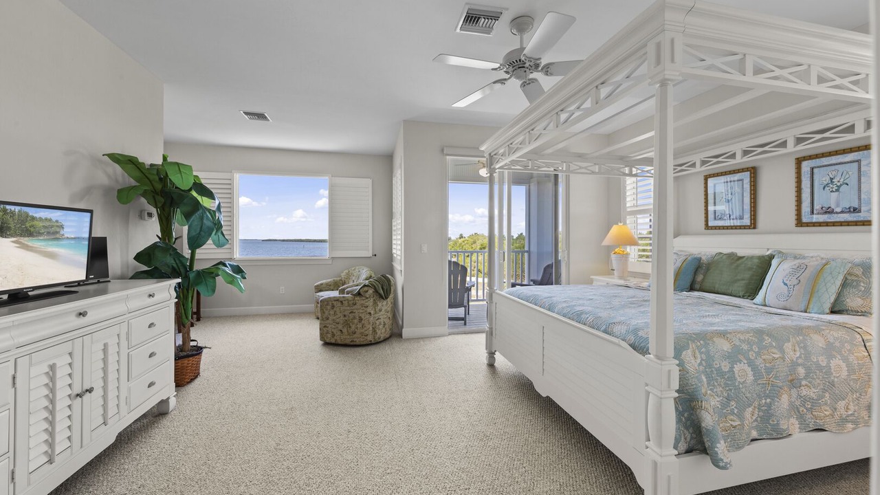 Photo of Bedroom in Matlacha