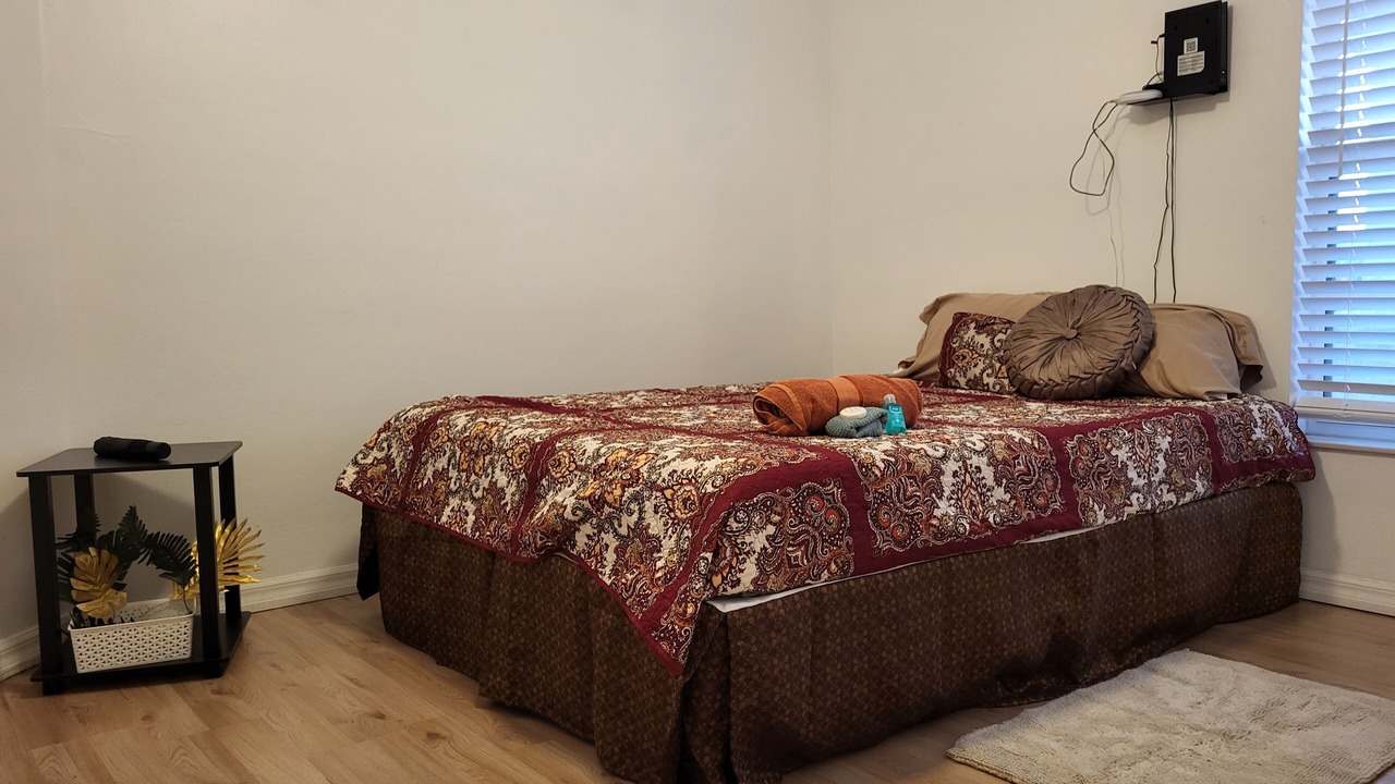 Photo of Bedroom in Lehigh Acres