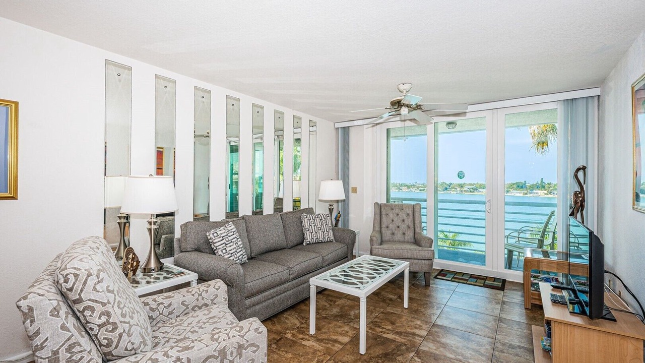 Photo of Livingroom in St. Petersburg