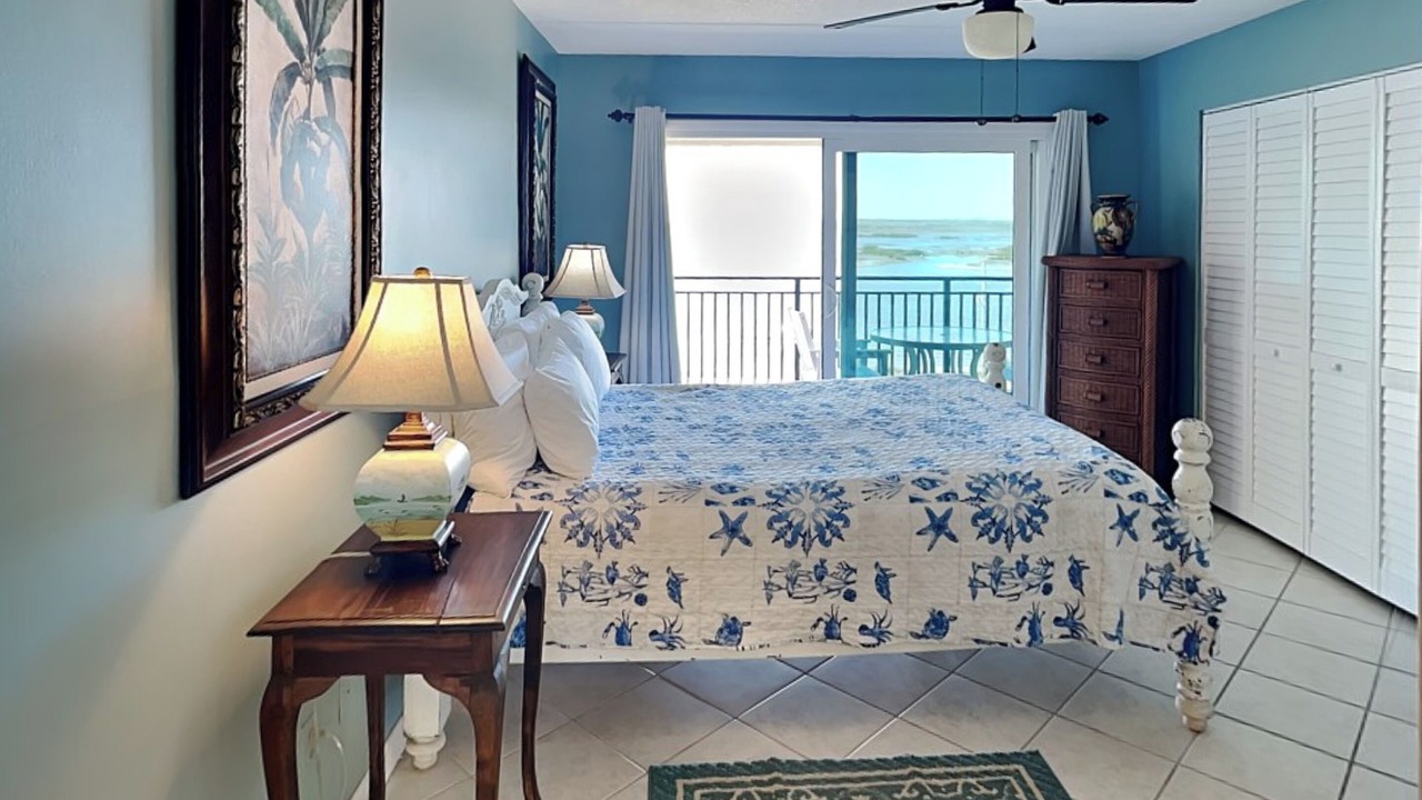 Photo of Patio Balcony in Crescent Beach