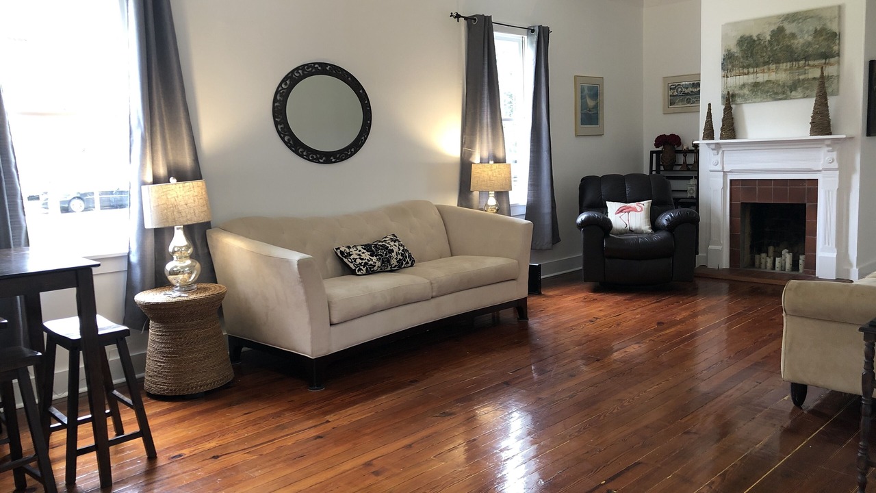 Photo of Livingroom in Central Business District